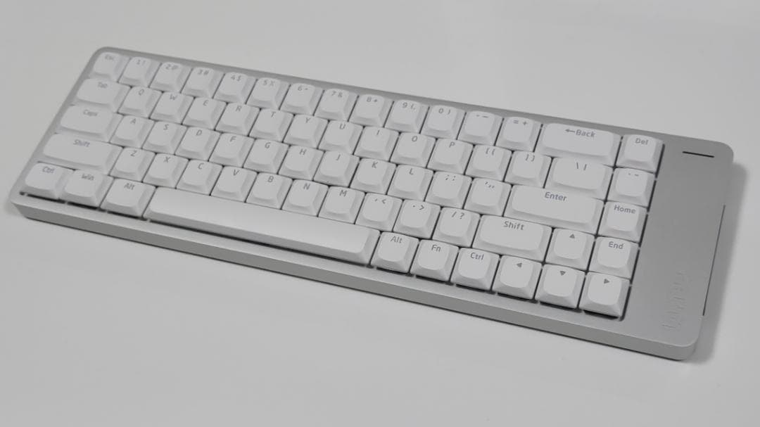 【特別限定カスタム】LOFREE FLOW2シルバー（68キー） ×静音ピンク軸