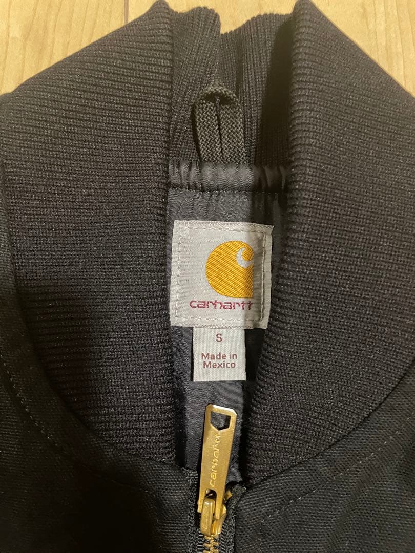 美品✨カーハートダックベスト　Carhartt 黒 ベスト Sサイズ