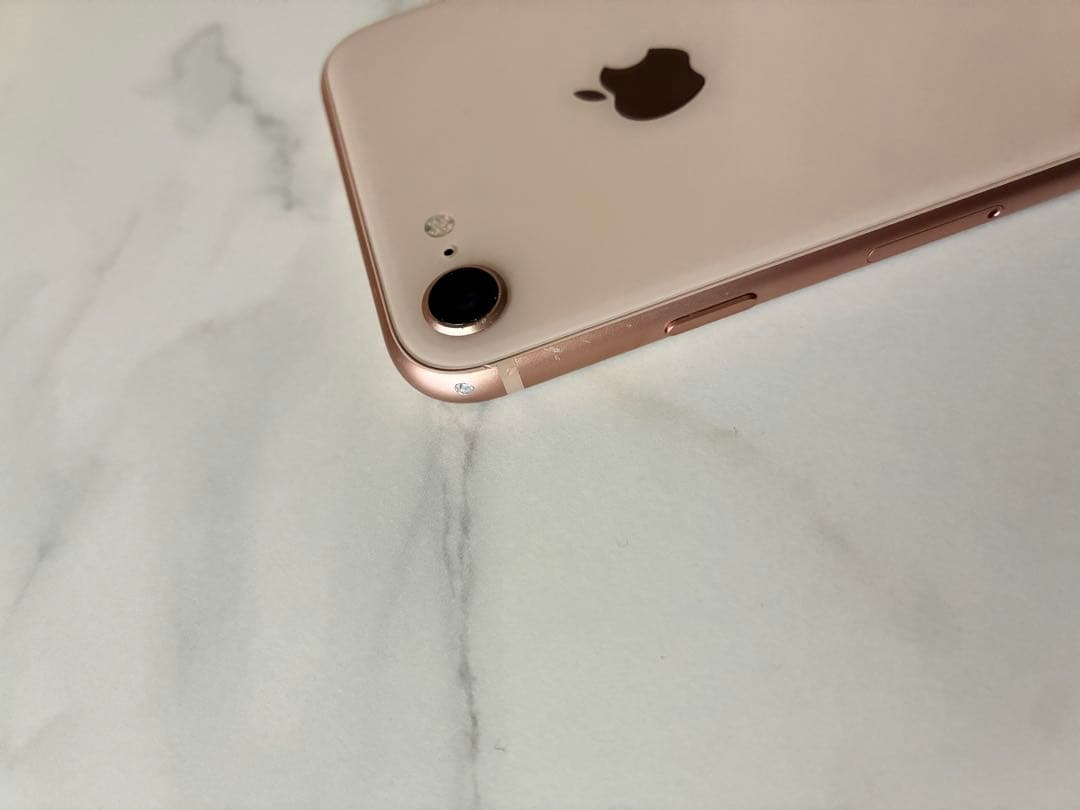 Apple iPhone 8 ゴールド 本体　箱付き