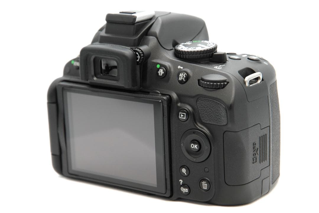 Nikon D5100 レンズキット AF-S 18-55mm VR スマホ転送