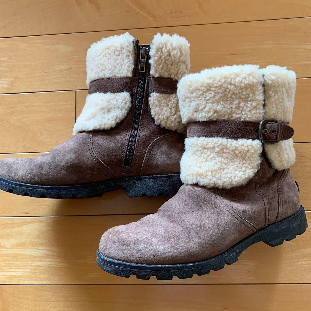 じぇり美品UGG ブラウン ファー付きショートブーツ23㎝