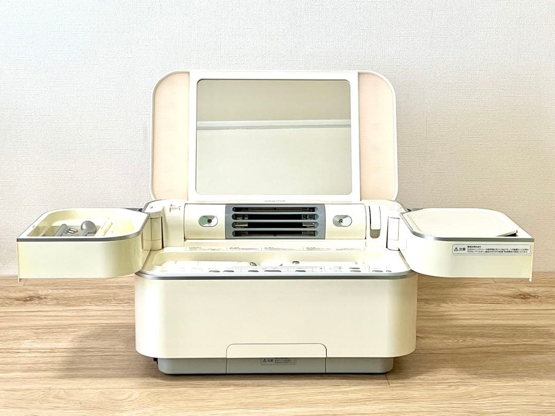 saqina サキナ　ビジュー　美顔器　ホームエステマシン　スチーム付　保湿