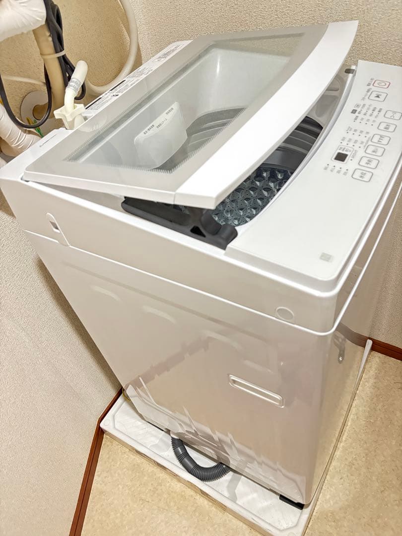 【美品】2024年製　ニトリ　縦型洗濯機 6キロ　たのメル便　送料込み