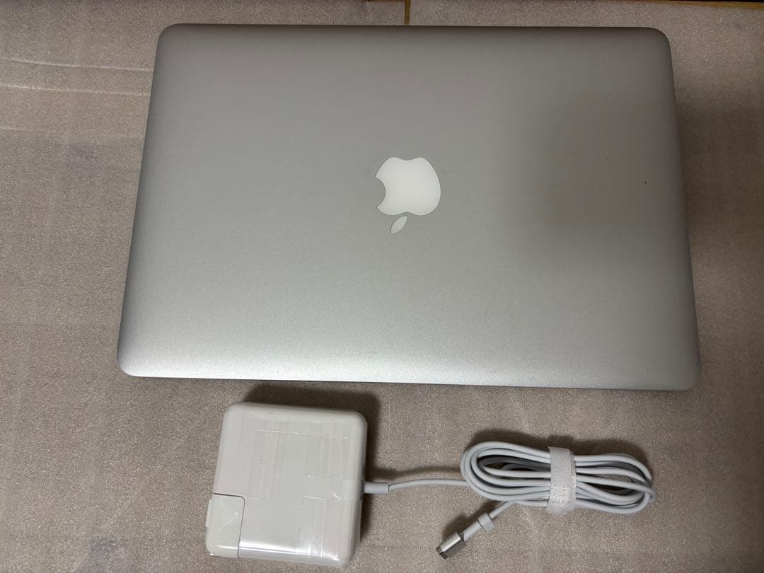 MacBook Pro 13インチ　A1425 Retina 256GB
