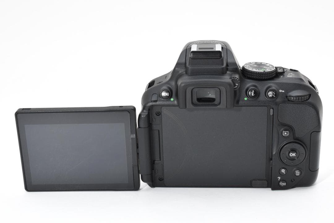 Nikon D5300 レンズセットWi-Fi搭載 初心者向け バッグ付き