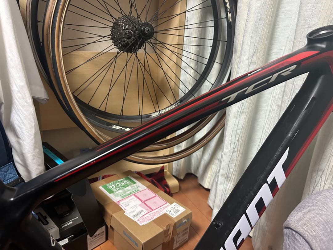 Giant tcr フレーム 10速用ホイール付き