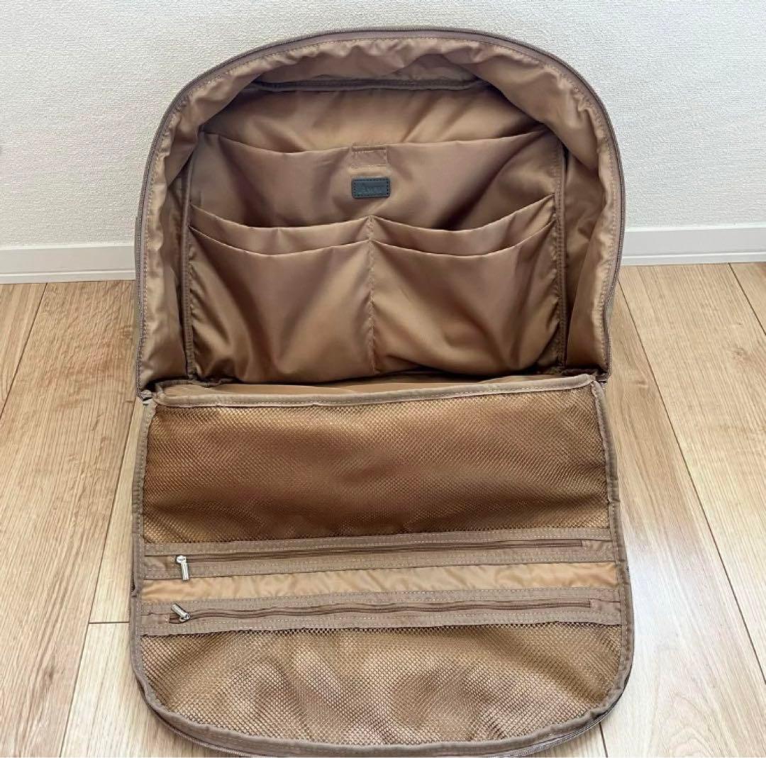 Aww ボストンバック　ベージュ