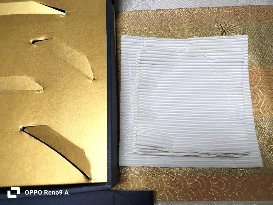 稀少！　光琳　華やかな金彩≪琳派≫　新品【和モダン】　ガラス飾り皿　取り皿　中皿