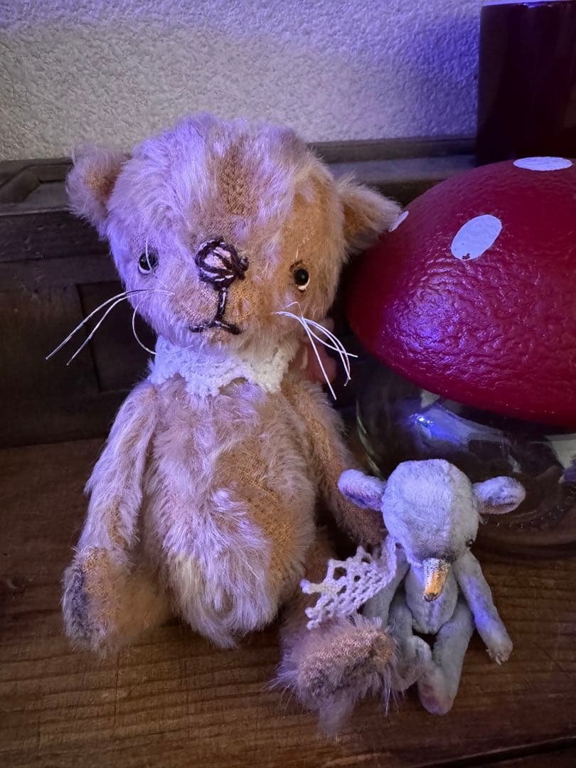 ハンドメイド作家hacodecoさん　猫ネコ&ネズミちゃんアンティークドール