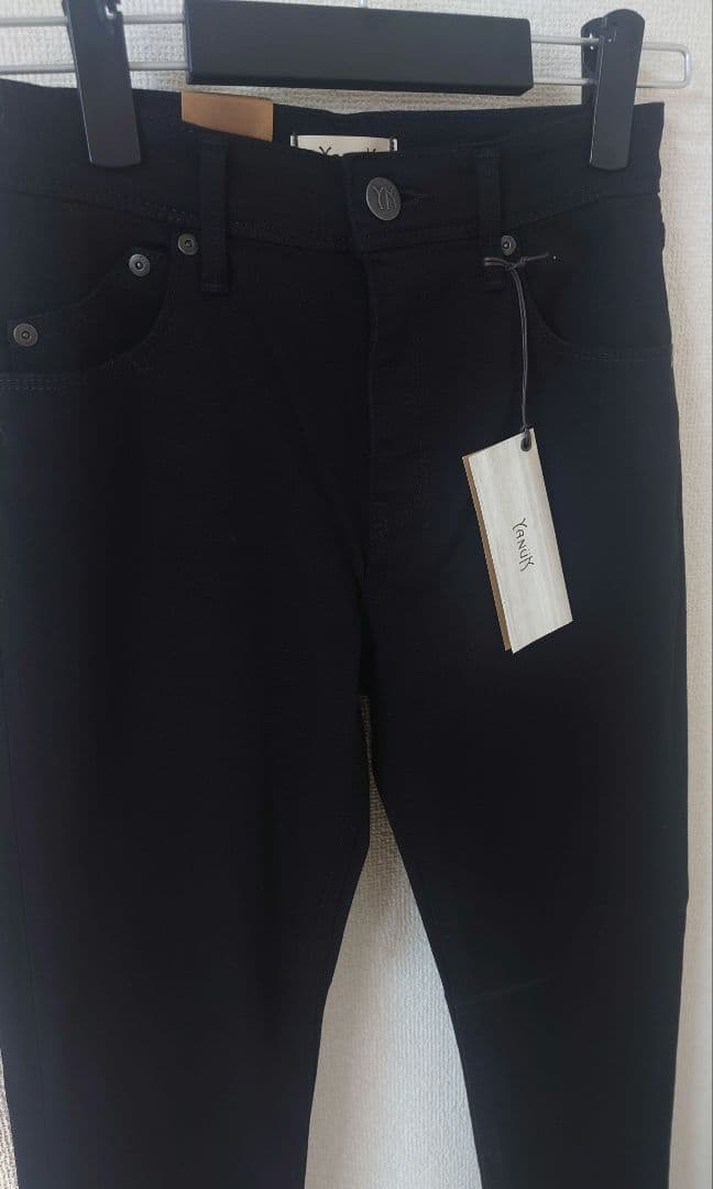 【新品・未使用】YANUKスリムテーパード\"RUTH\" / BLK　23インチ