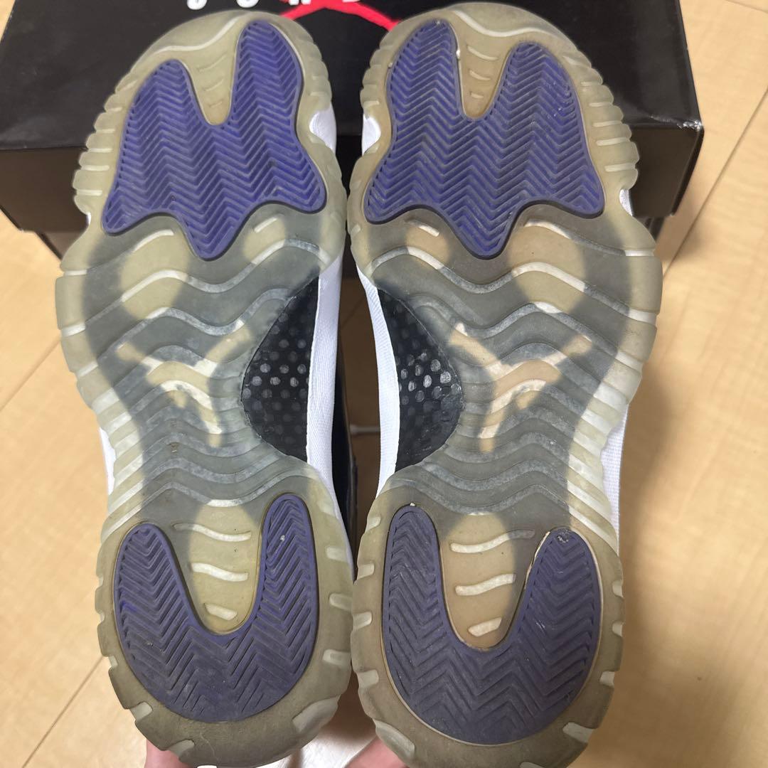 靴 NIKE AIR JORDAN 11 RETRO