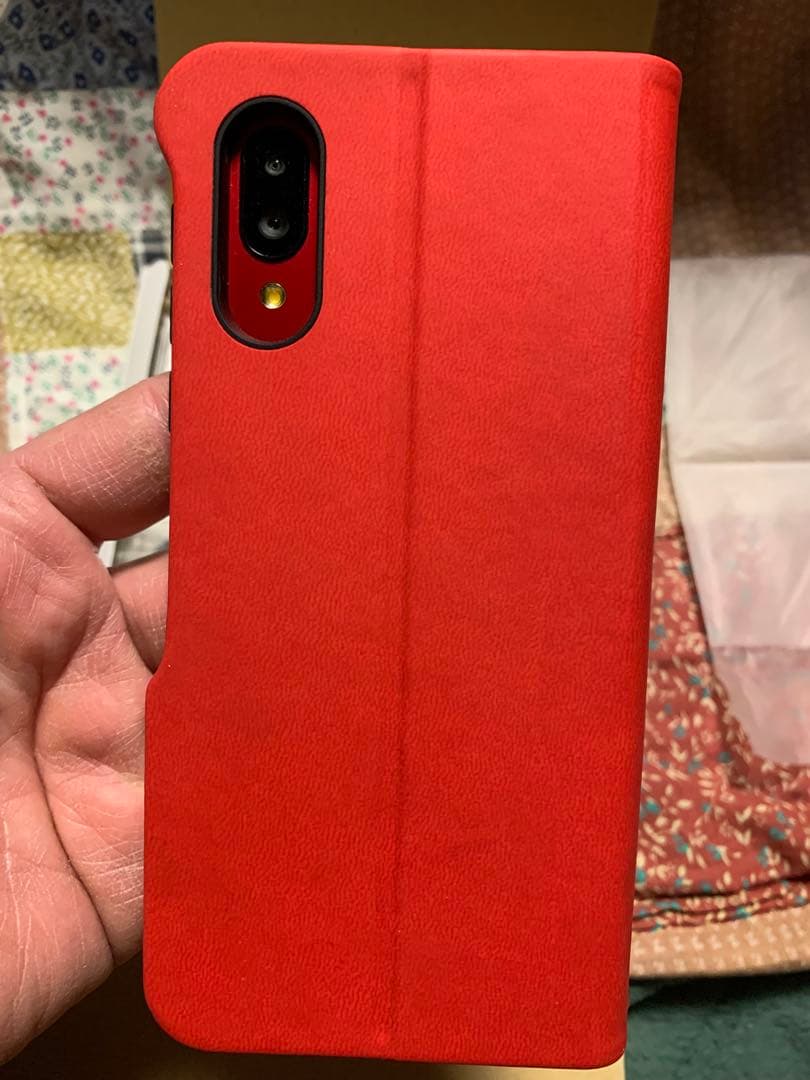 早い者様が優先シンプルスマホ 64GB (A201SH) レッドケース付き