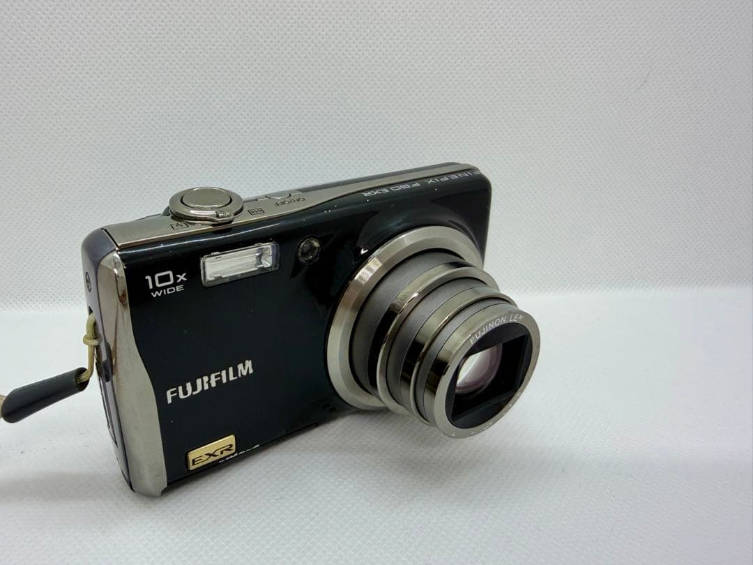 FUJIFILM FinePix F80EXR 光学10倍　デジカメ