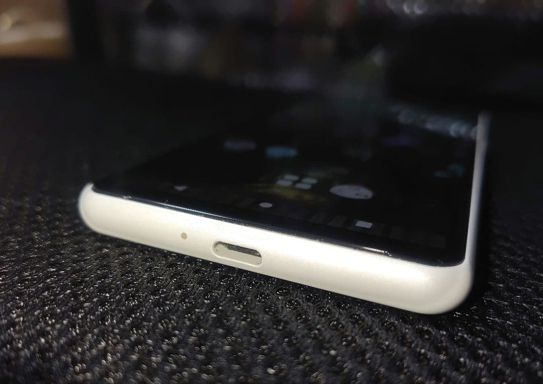 Xperia SO-41A ホワイト