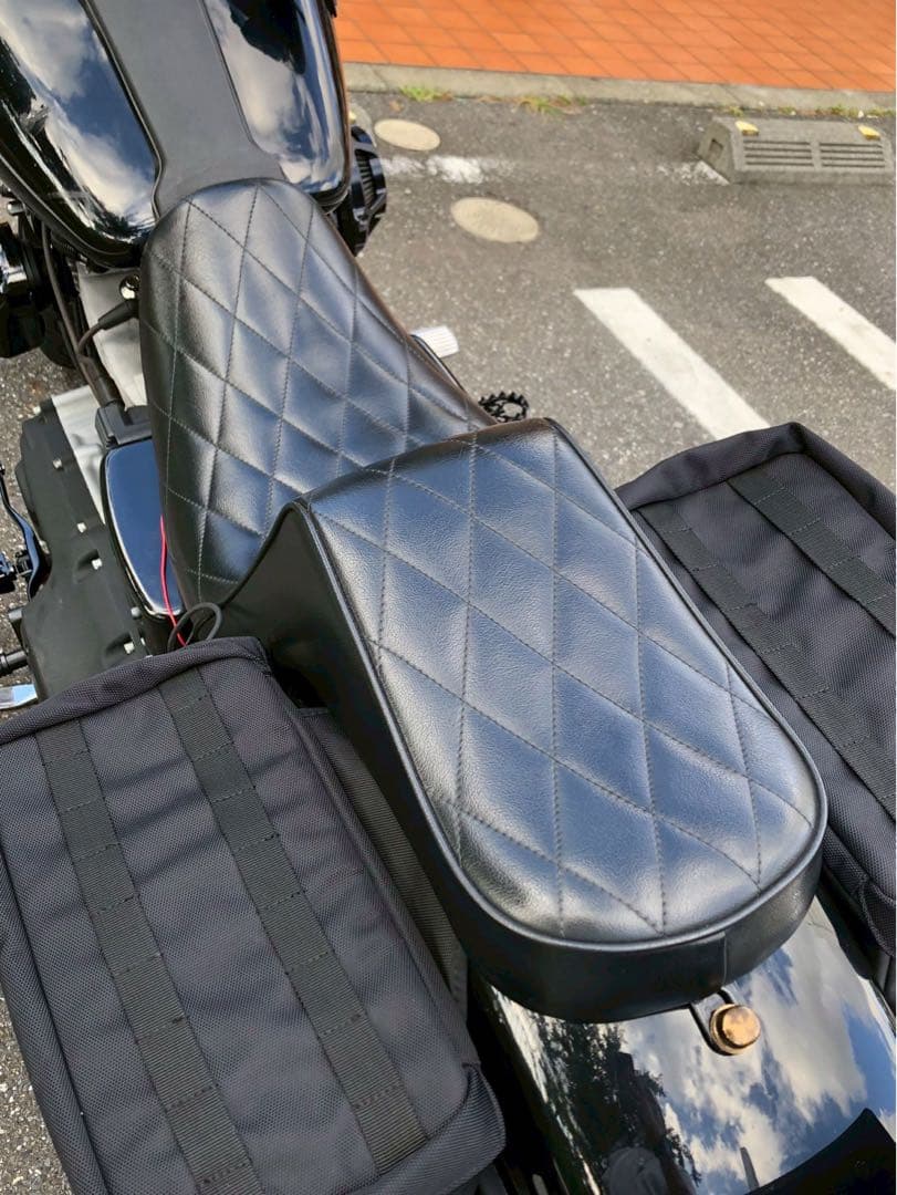 06 ダイナ LePera ラペラ　チェロキーシート ダイアモンドステッチ