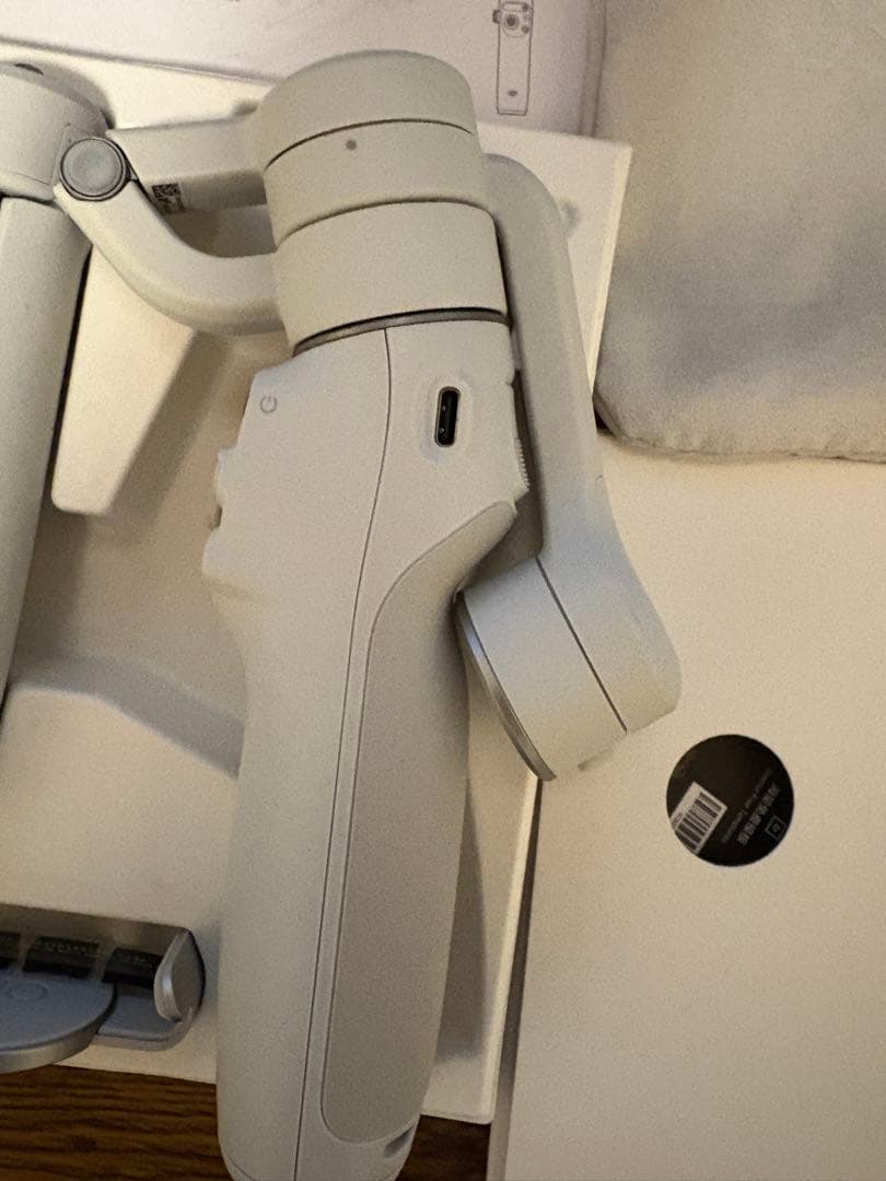 【美品】DJI ジンバル Osmo Mobile 6 プラチナグレー