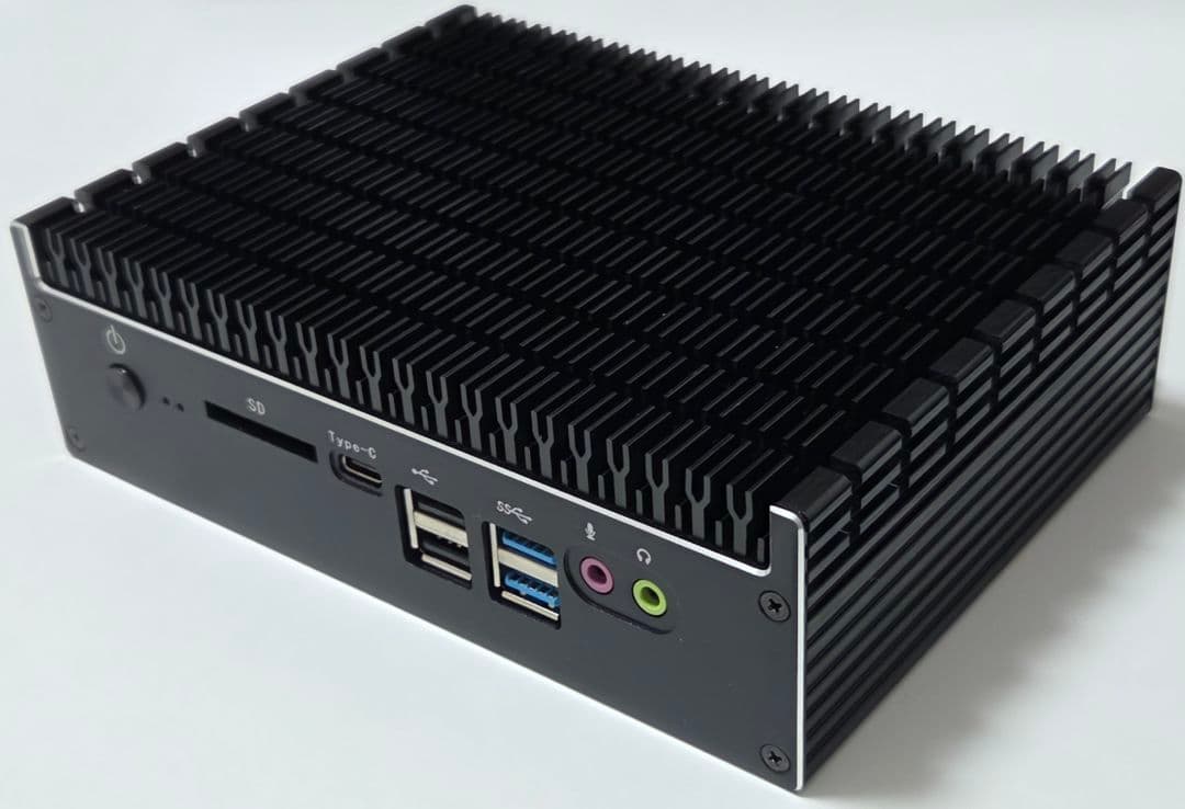ファンレスミニPC 8/756GB