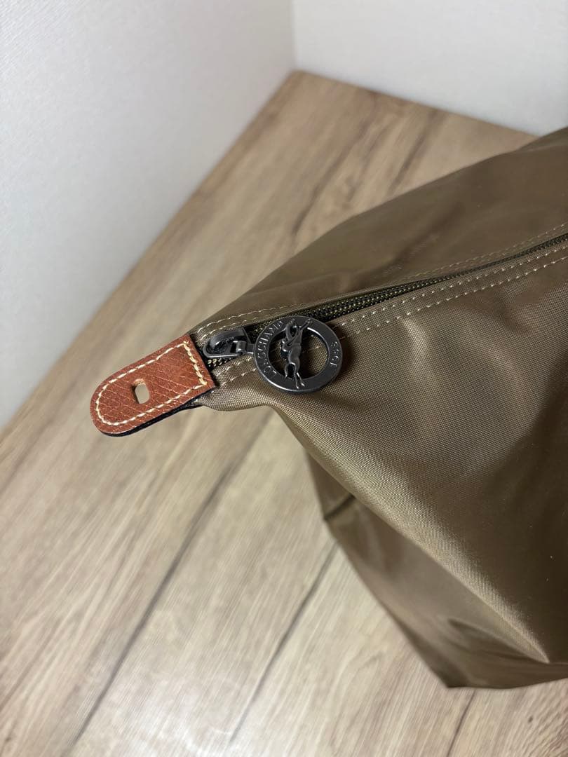 オリーブグリーン ボストンバッグ