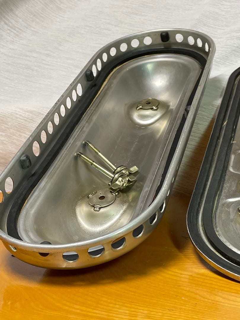 ダットサン　フェアレディSR311 エアクリーナケース