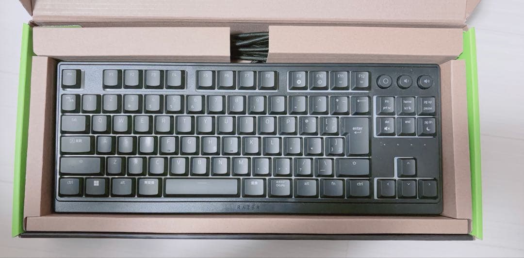 Razer ORNATA TENKEYLESS ブラック ゲーミングキーボード
