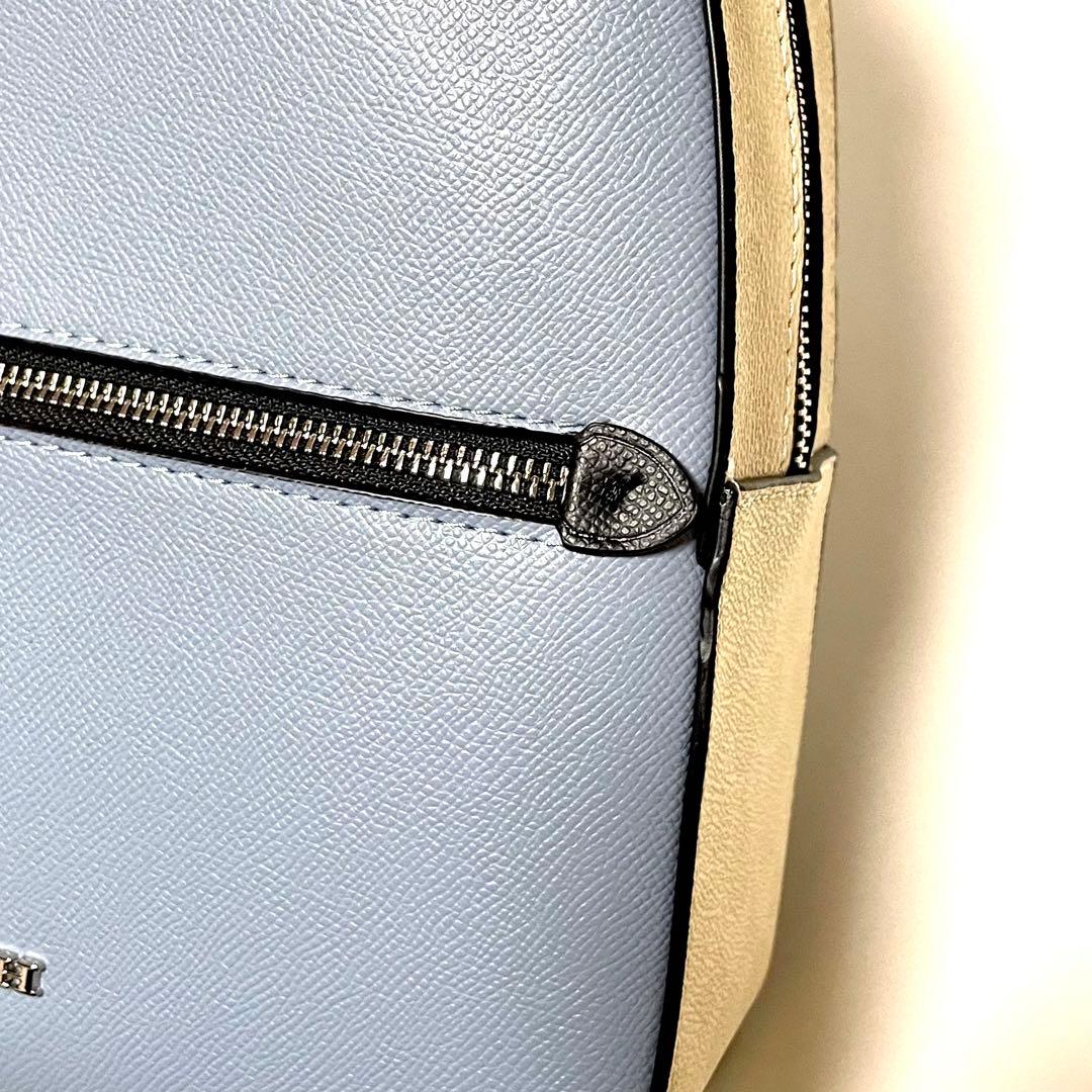 COACH シグネチャー柄 バックパック リュック　レディースC4082 新品