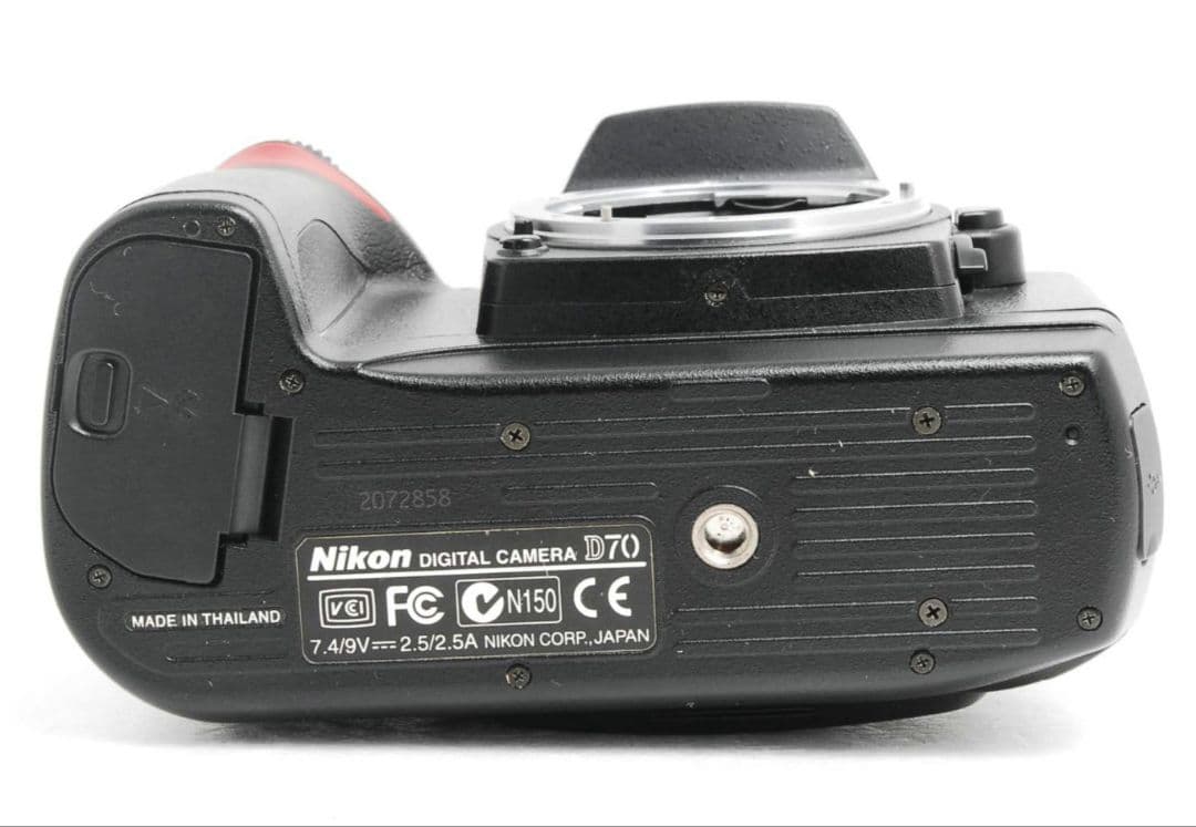 NIKON　D70　ダブルレンズ⚡️初心者⚡️一眼レフ⚡️ニコン⚡️望遠