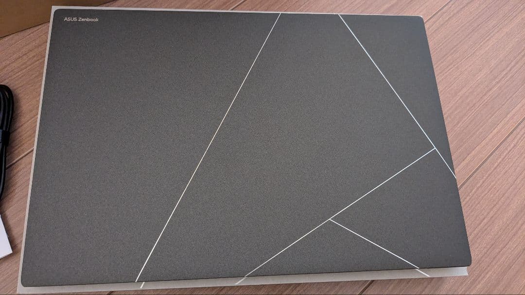 Windowsノート本体 ASUS Zenbook S16 Ryzen AI 9 HX370