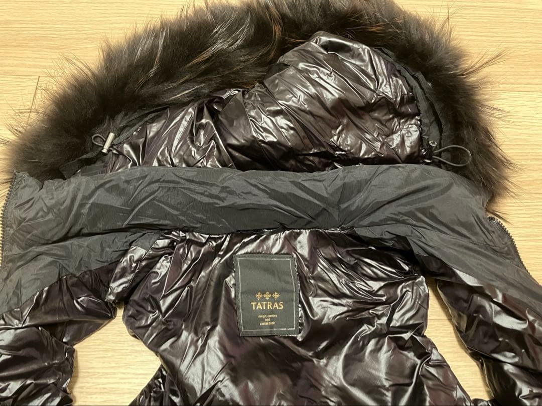 タトラス ダウンベスト LTA15A4437 Mサイズ