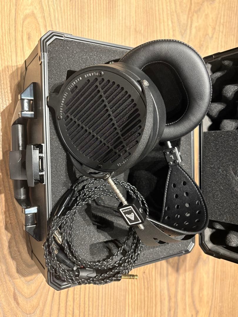 Audeze LCD-2Cヘッドフォン ほぼ未使用