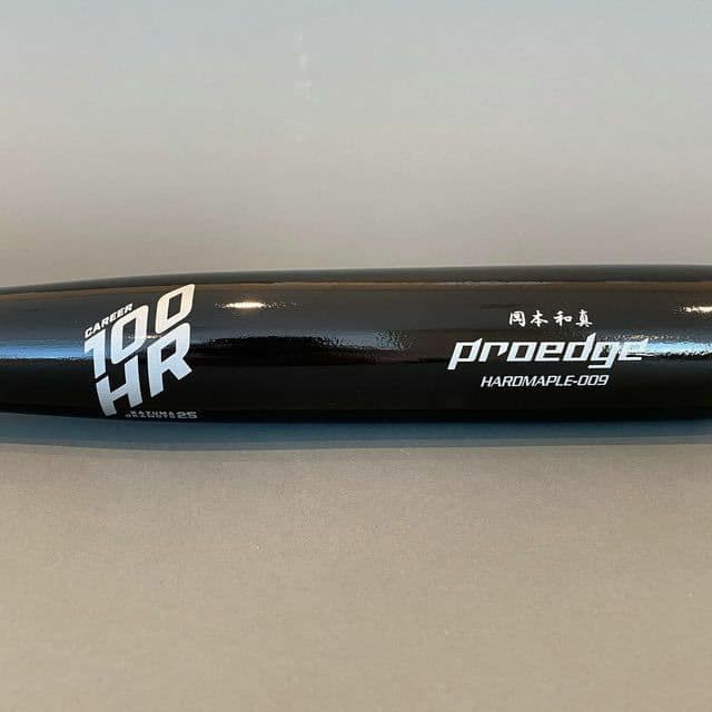 【100本限定】岡本和真 100本塁打記念オーセンティックバット ジャイアンツ