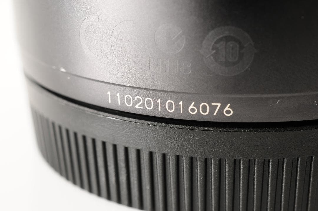 【ほぼ新品 元箱付き】 キャノン Canon EOS M 18-55mm