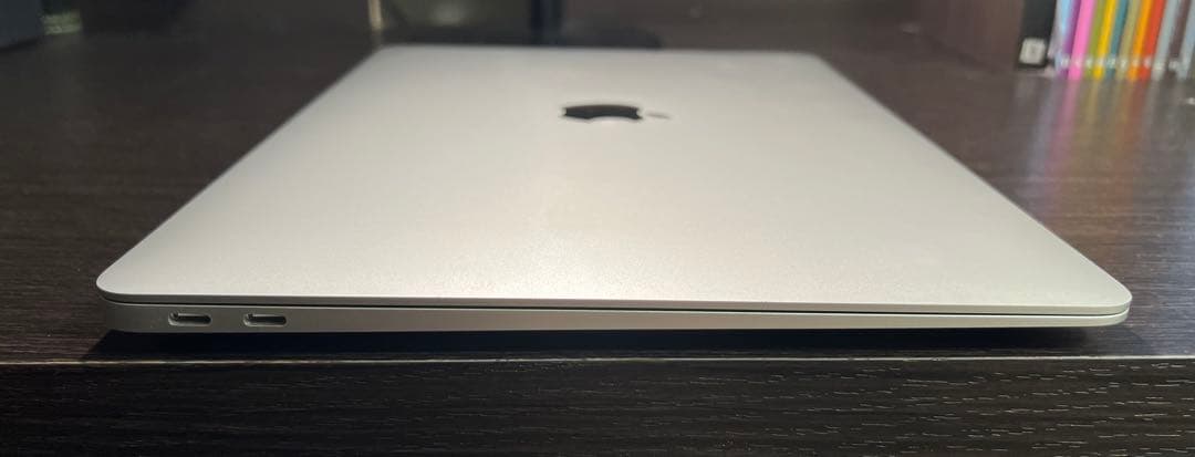 MacBook Air M1シルバー 16GBメモリー 256GB SSD