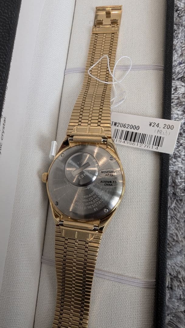 【れーれー】TIMEX ゴールド メッシュバンド クォーツ時計