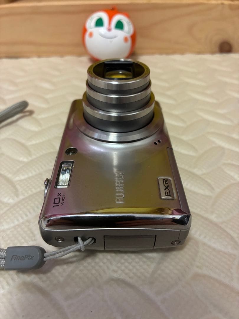 fujifilm&富士フイルム　f70exr デジタルカメラ