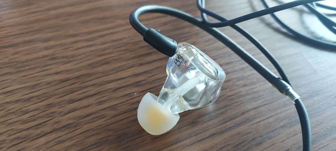 ザキヤマ Xvive エックスバイブ T9 インイヤーモニター