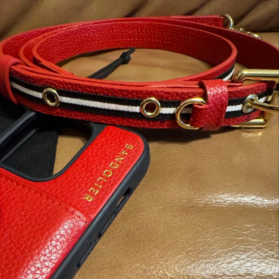 BANDOLIER iPhone15 Pro ケース