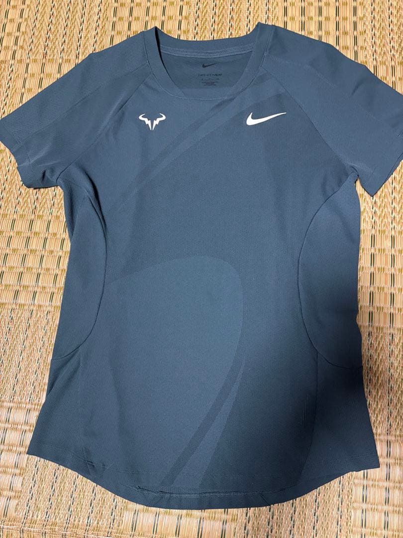 Nike ラファエル・ナダル Tシャツとショートパンツ、シューズ