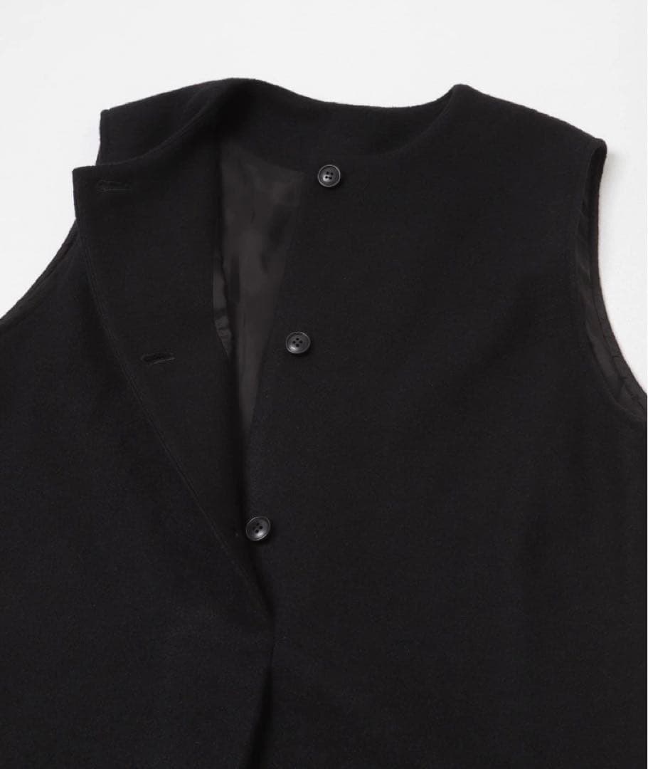 ほぼ新品 かぐれ 今季 ウールタックジャンパースカート ブラック　2025秋冬