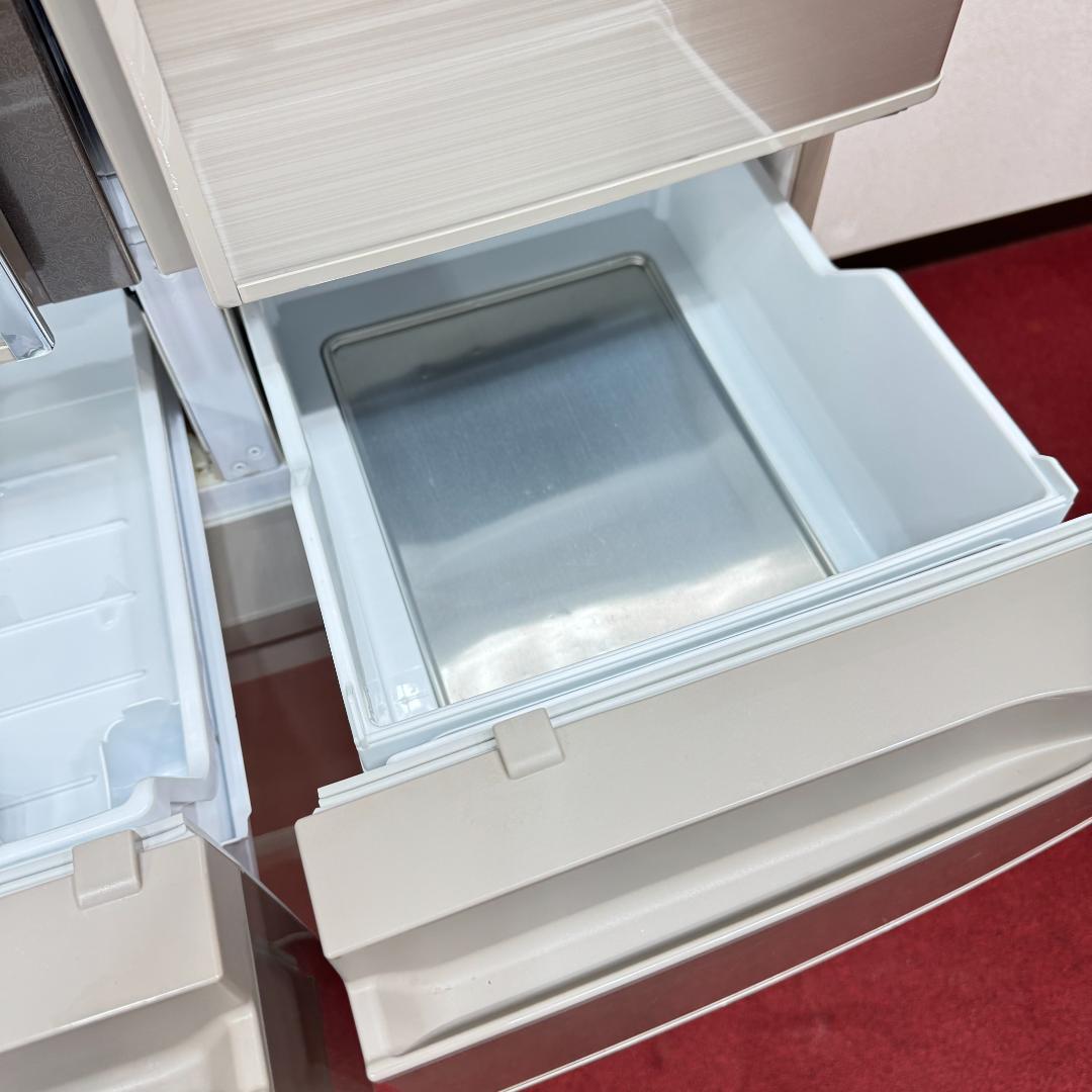 東京23区送料無料　美品三菱６ドア冷蔵庫435L　製氷機有2016年製　洗浄済み