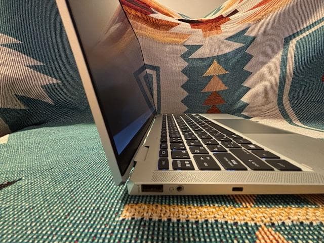 ♪限定年末セール♪　HP EliteBook x360 1040 G7　(1)