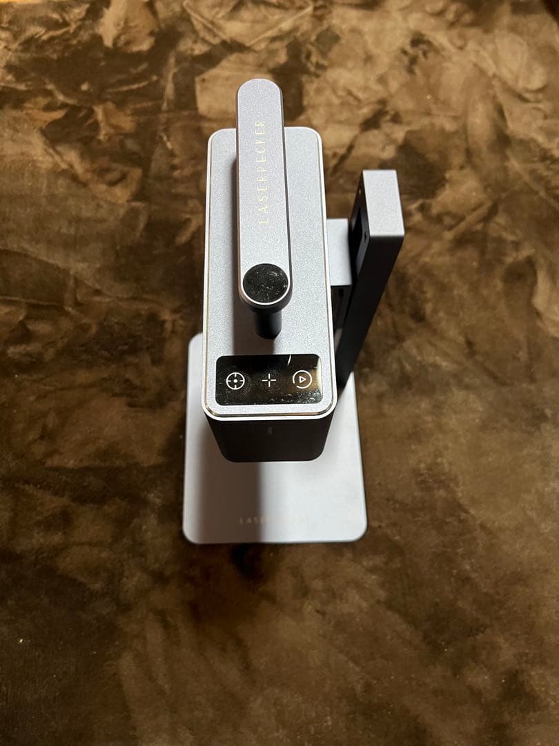 LaserPecker 2 ハンドヘルドレーザー彫刻機