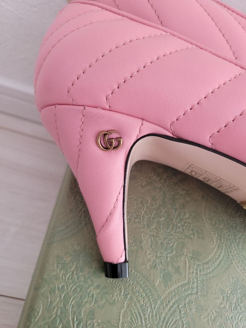 GUCCI ピンク パンプス