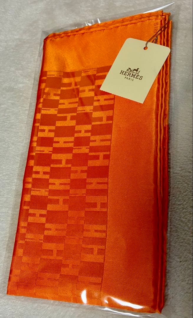 正規品　HERMESポケットチーフ