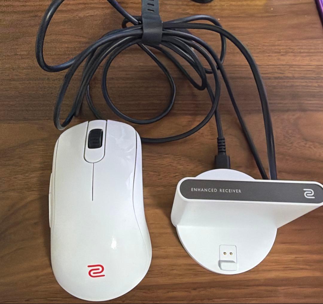 Zowie s2-dw グロッシーホワイト　ゲーミングマウス