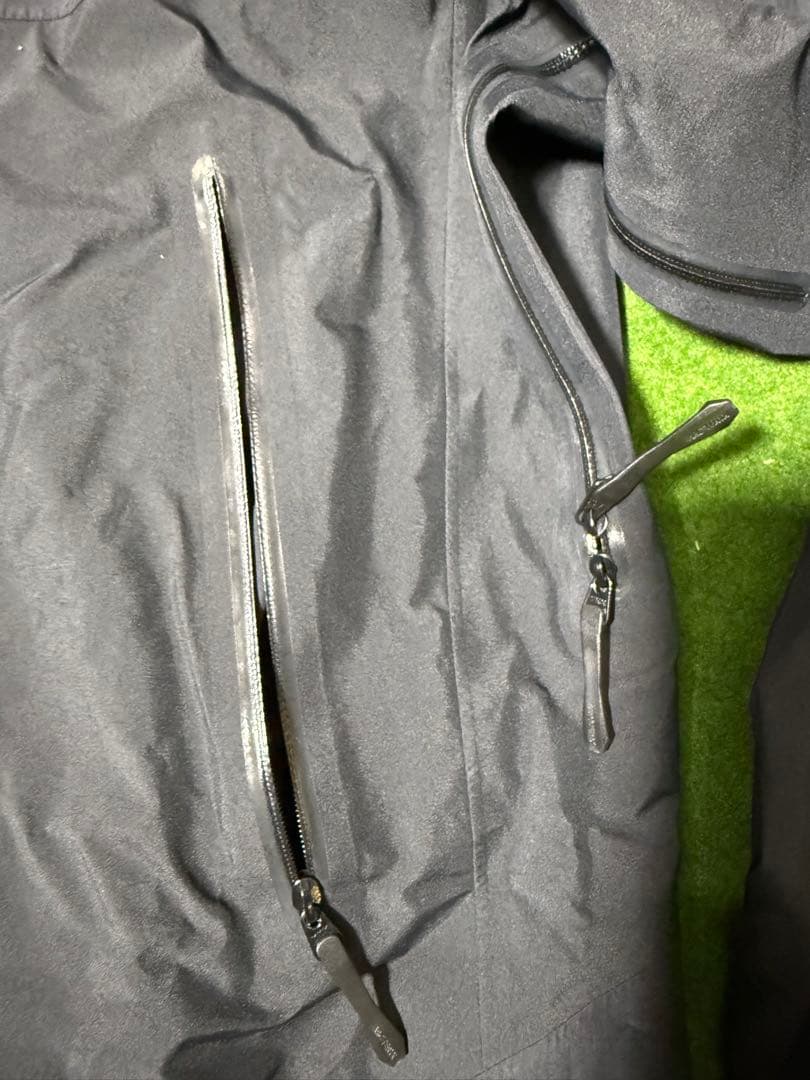 ARC'TERYX BETA SL HYBRID JACKETゴアテックス