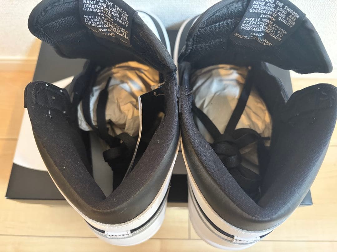 靴 Air Jordan 1 Retro High OG Black-White