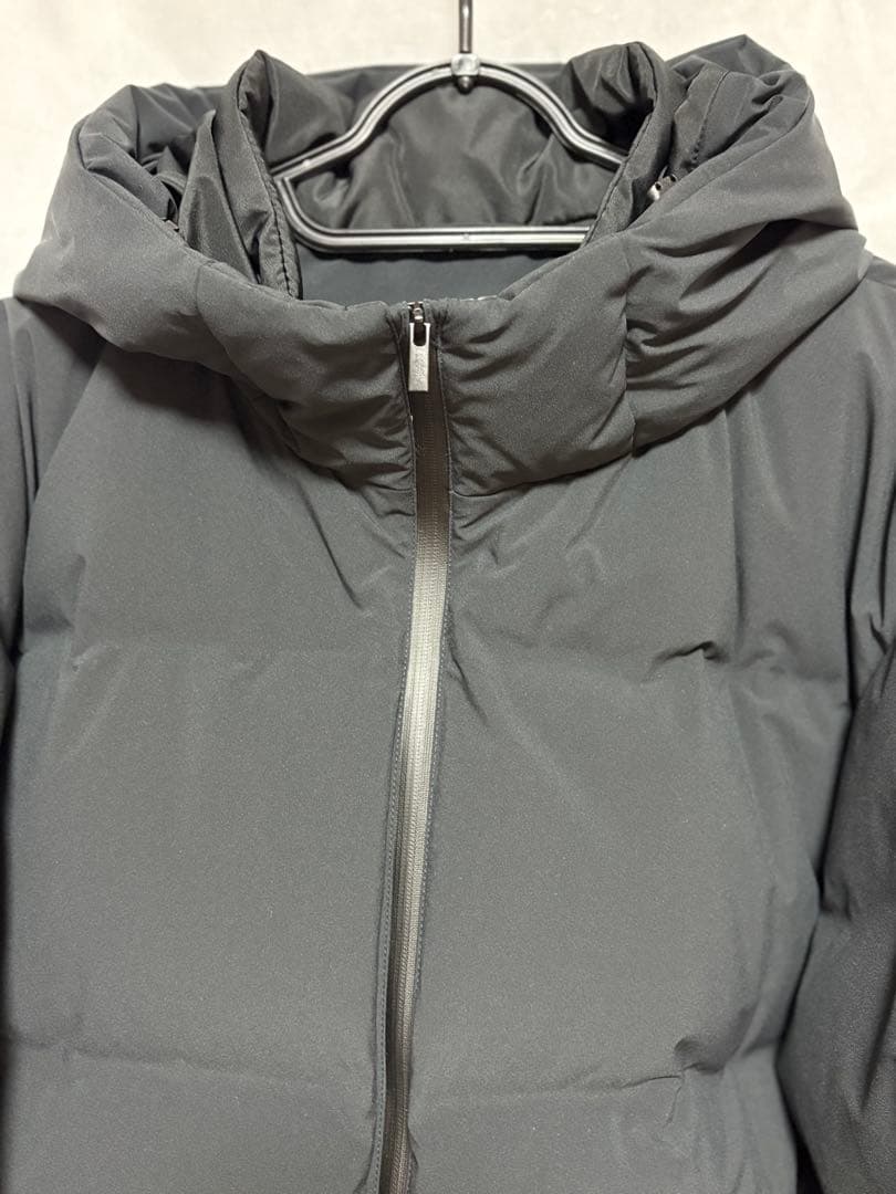 ⭐️新品⭐️UNIQLOシームレスダウンパーカー