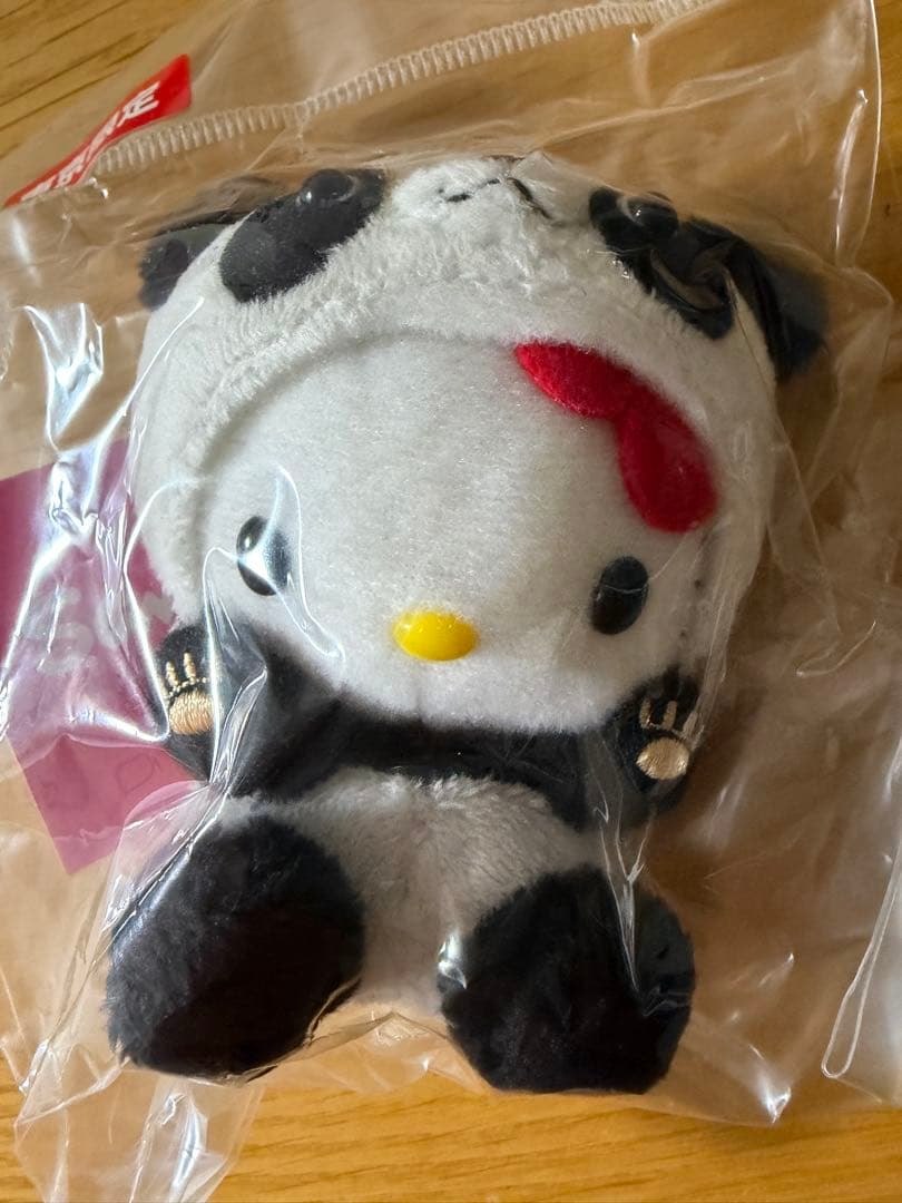 ご当地キティ　東京限定　パンダ　マスコット　キーホルダー　レア　希少