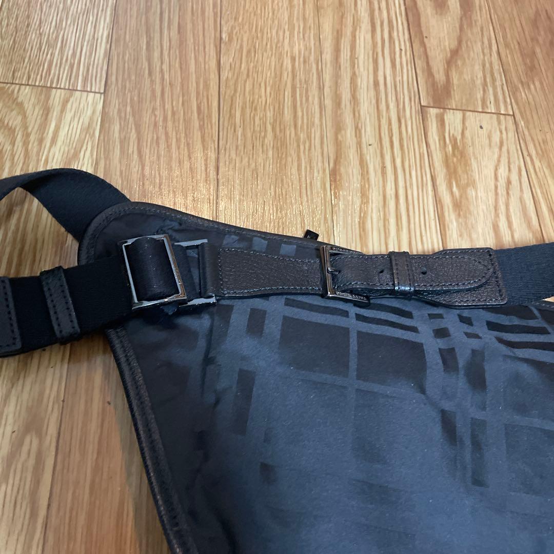 Burberry ボディバッグ　バーバリー　最終価格