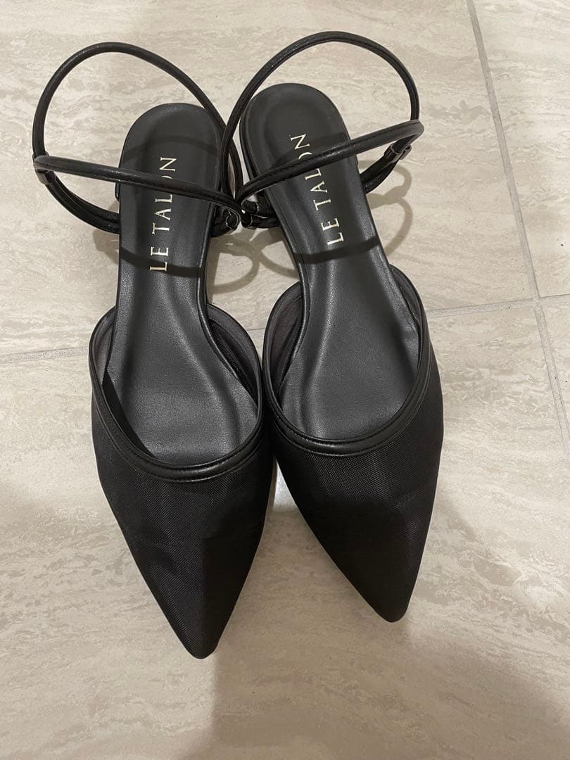 ポインテッド2WAYストラップチュールミュール　le talon